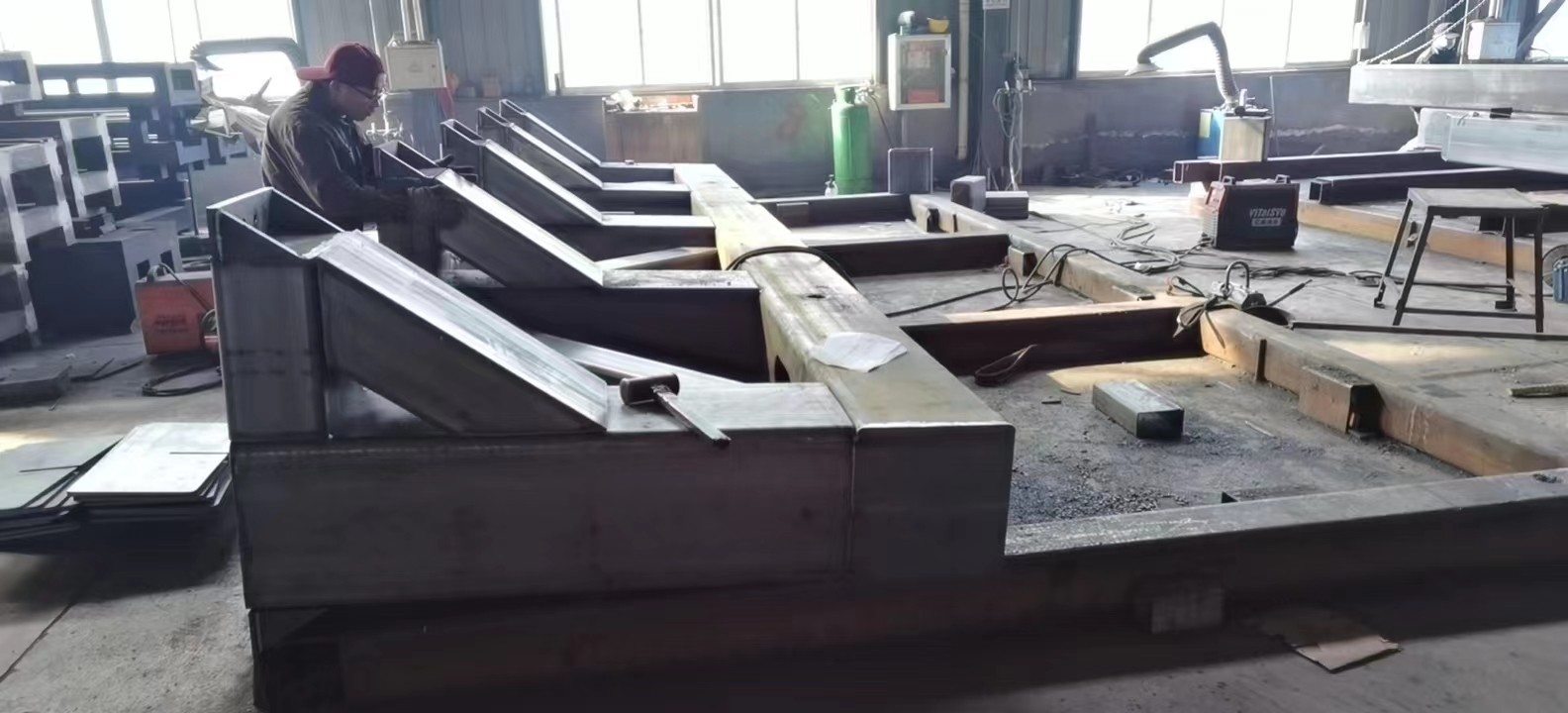 suntec 5 axis cnc legs welding 